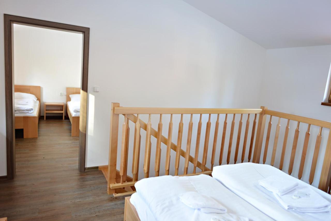 Ubytovani Skipot Apartment Potucky ภายนอก รูปภาพ